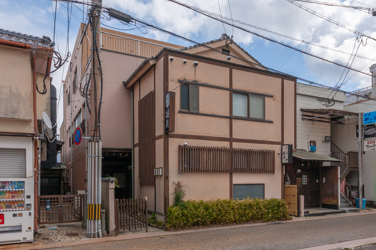 唐津市木綿町 売旅館